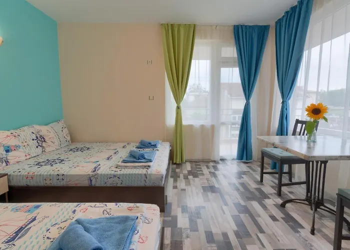 Kazlarov Guest House