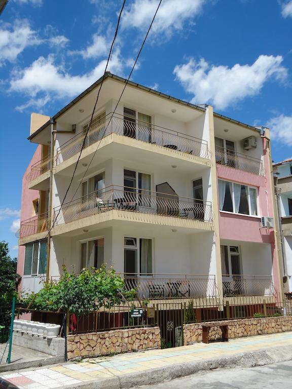 Kazlarov * Kiten (Burgas)